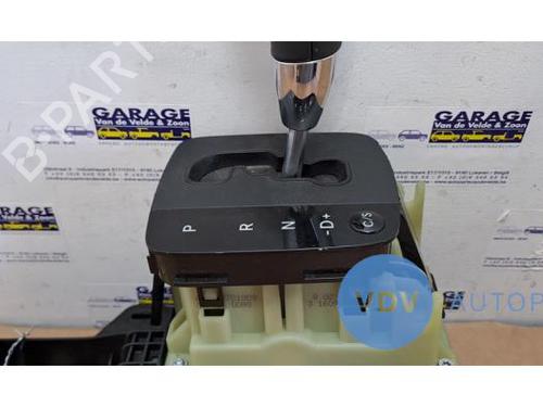 Gear lever MERCEDES-BENZ A-CLASS (W169) A 180 CDI (169.007, 169.307) | BP25952435M90 