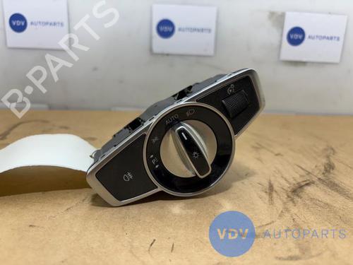Forlygtekontakt MERCEDES-BENZ C-CLASS (W205) C 220 BlueTEC / d (205.003) (163 hp) 25959967