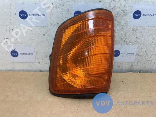Used Left front indicator MERCEDES-BENZ 124 Saloon (W124) 200 D (124.120) (72 hp) 25968891