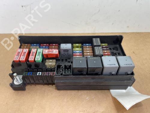 Used Fuse box Fuse box 38852385 38852385