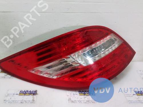 Used Left taillight MERCEDES-BENZ R-CLASS (W251, V251) R 350 CDI 4-matic (251.023, 251.123) (265 hp) 25942311