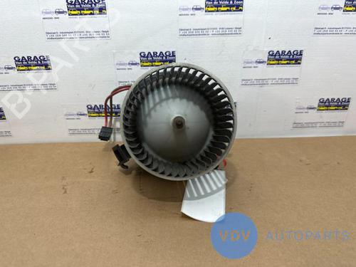 Used Heater blower motor MERCEDES-BENZ E-CLASS (W212) E 200 CDI / BlueTEC (212.005, 212.006) (136 hp) 25944714