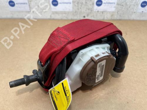 front-right-seatbelt-mercedes-benz-glb-x247-2019-38829731 main image