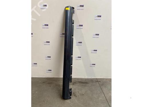 Used Left sideskirt Left sideskirt 38846996 38846996