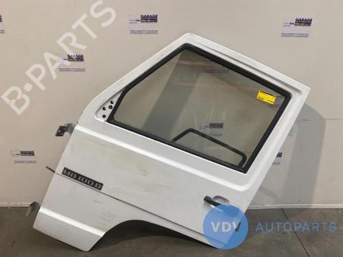 Used Left front door MERCEDES-BENZ MB Bus (W631) D (631.333, 631.343, 631.334, 631.344) (72 hp) 25949787