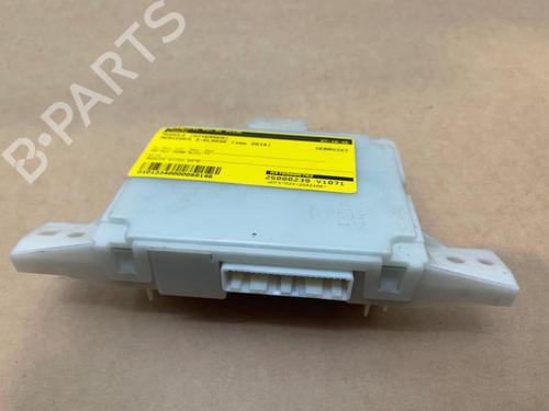 electronic-module-mercedes-benz-x-class-470-2017-2018-2019-2020-38823452 main image
