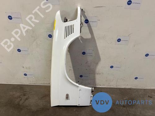 Used Right front fenders MERCEDES-BENZ 190 (W201) Turbo-D 2.5 (201.128) (122 hp) 25974357