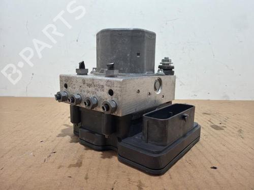 Used ABS pump ABS pump MERCEDES-BENZ GLA-CLASS (X156) GLA 200 CDI / d (156.908) (136 hp) 40284582 40284582