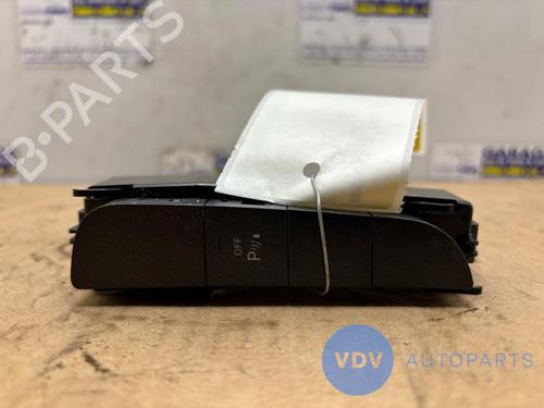 Used Switch MERCEDES-BENZ C-CLASS (W205) C 160 (205.044) (129 hp) 25957207