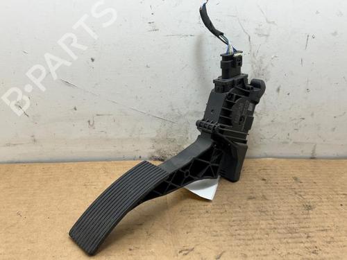 pedal-mercedes-benz-a-class-w177-2018-38821692 main image