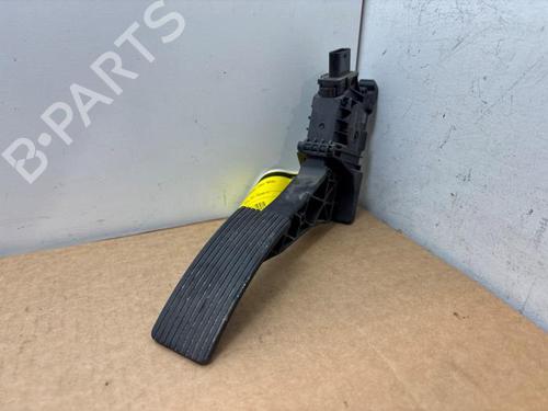 pedal-mercedes-benz-a-class-w177-2018-38822668 main image