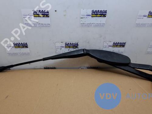 Used Front windshield wiper arm MERCEDES-BENZ C-CLASS (W205) C 200 d (205.007) (136 hp) 25958493