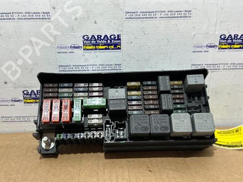 Used Fuse box Fuse box MERCEDES-BENZ M-CLASS (W164) ML 280 CDI 4-matic (164.120) (190 hp) 38852387 38852387