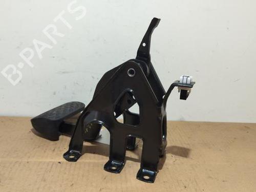 Used Break pedal Break pedal MERCEDES-BENZ SPRINTER 3,5-t Tourer Bus (B907) 319 CDI (907.733, 907.735) (190 hp) 39698074 39698074