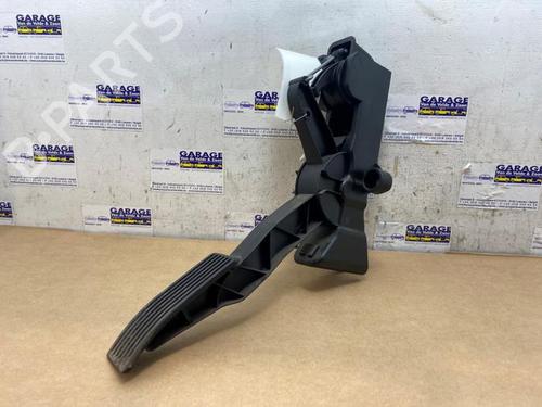 Used Pedal Pedal 38842004 38842004