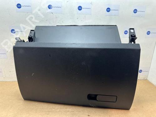 glove-box-mercedes-benz-a-class-w177-2018-38835557 main image