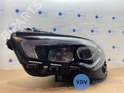 Used Left headlight MERCEDES-BENZ CLA Shooting Brake (X118) CLA 180 d (118.610) (116 hp) 25967430