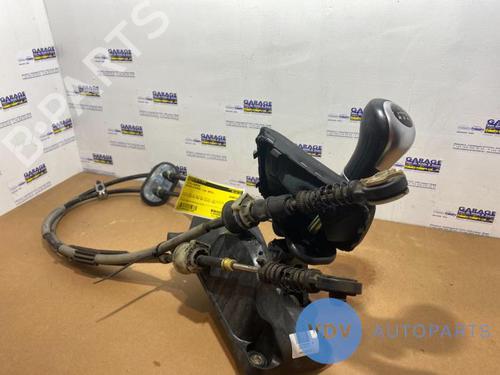 Used Gear lever MERCEDES-BENZ A-CLASS (W176) A 160 CDI / d (176.011) (90 hp) 25945146