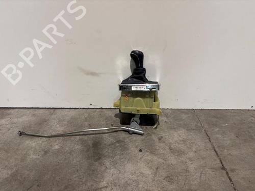 gear-lever-mercedes-benz-e-class-coupe-c207-2009-2010-2011-2012-2013-2014-2015-2016-38833527 main image