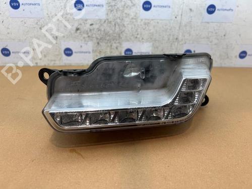 Used Right daytime light Right daytime light 38833416 38833416
