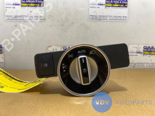 Used Headlight switch MERCEDES-BENZ A-CLASS (W176) A 200 CDI / d (176.008) (136 hp) 25953932