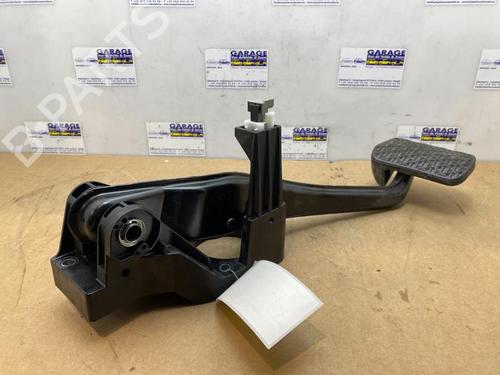 Used Break pedal Break pedal 38853222 38853222