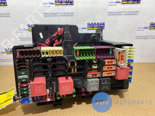 Used Fuse box MERCEDES-BENZ S-CLASS (W222, V222, X222) S 300 BlueTEC Hybrid / h (222.104, 222.004) (231 hp) 25947042