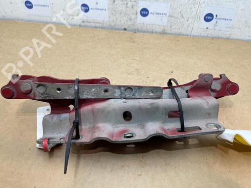 hingedoor-check-strap-mercedes-benz-c-class-w203-2000-2001-2002-2003-2004-2005-2006-2007-38834831 main image