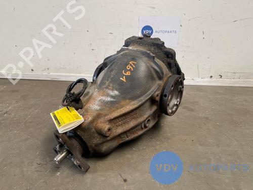 Used Rear differential MERCEDES-BENZ C-CLASS (W202) C 200 (202.020) (136 hp) 25963061