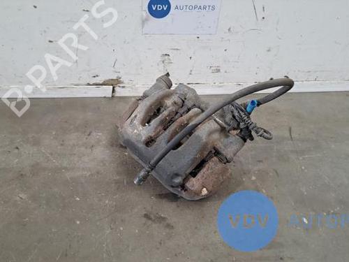 Used Right front brake caliper MERCEDES-BENZ SPRINTER 3,5-t Van (B907, B910) 311 CDI RWD (907.631, 907.633, 907.635, 907.637) (114 hp) 25965903