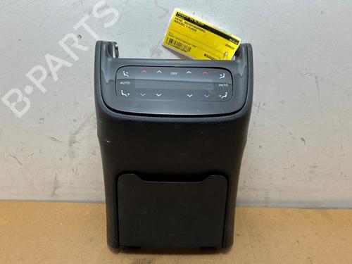 climate-control-mercedes-benz-c-class-w206-2021-38816494 main image