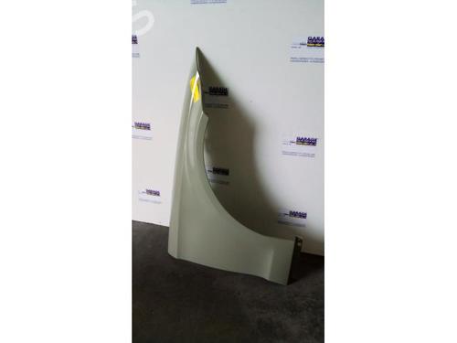 Used Right front fenders Right front fenders 38857899 38857899