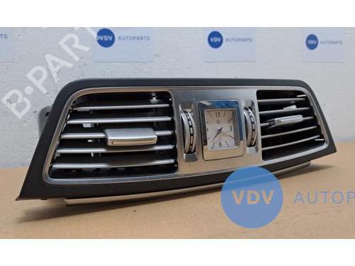 Used Air vent MERCEDES-BENZ E-CLASS Coupe (C207) E 220 CDI / d (207.302, 207.301) (170 hp) 25964930