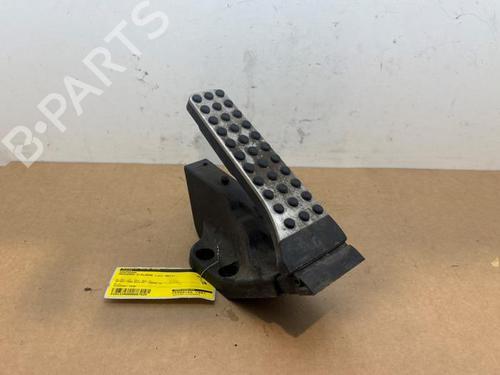 Used Pedal Pedal 38824338 38824338