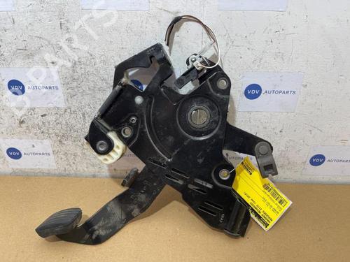 hand-brake-mercedes-benz-vito-van-w447-2014-38829211 main image