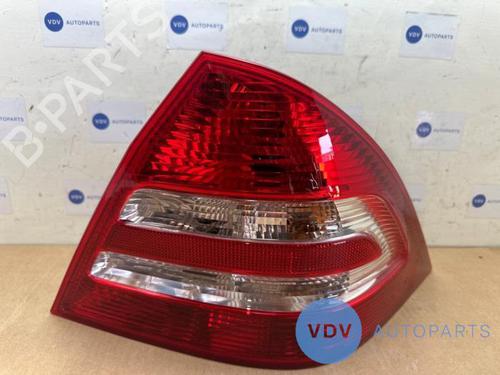 Used Right taillight MERCEDES-BENZ C-CLASS (W203) C 200 CDI (203.004) (116 hp) 25966309