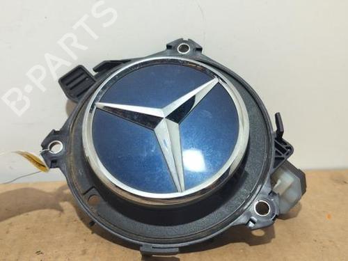 tailgate-handle-mercedes-benz-eqe-suv-x294-2022-38816529 main image
