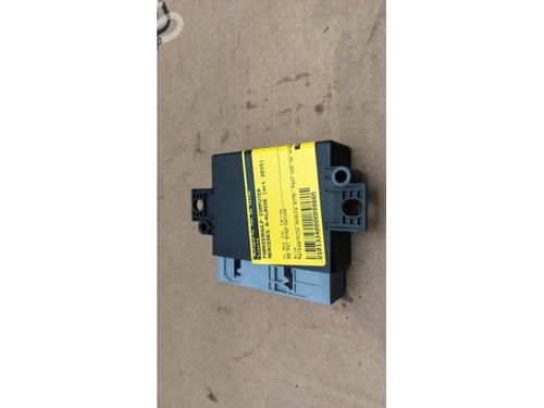 control-unit-mercedes-benz-a-class-w176-2012-2013-2014-2015-2016-2017-2018-38817722 main image