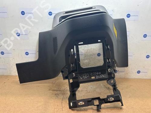 middle-console-mercedes-benz-t-class-mpv-w420-2022-38832354 main image