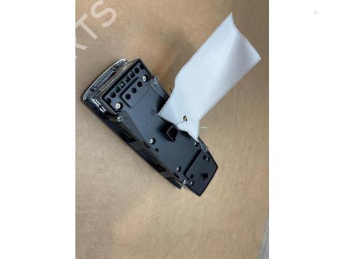Switch MERCEDES-BENZ E-CLASS (W212) E 220 CDI / BlueTEC (212.001, 212.002) | BP38835942I30 - Image 2