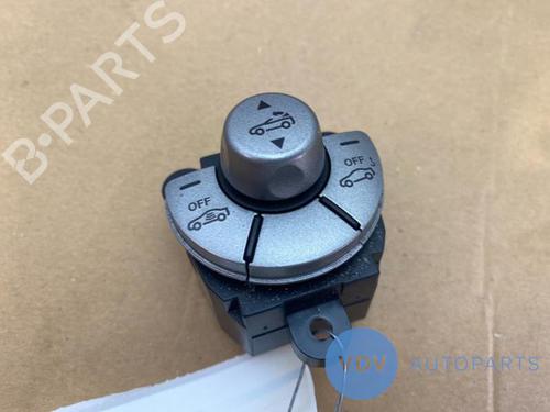 Used Switch MERCEDES-BENZ SLK (R171) 350 (171.456) (272 hp) 25950392