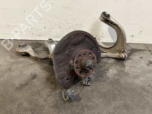 Used Left front steering knuckle Left front steering knuckle MERCEDES-BENZ /8 Coupe (W114) 280 CE (114.072) (185 hp) 38818416 38818416