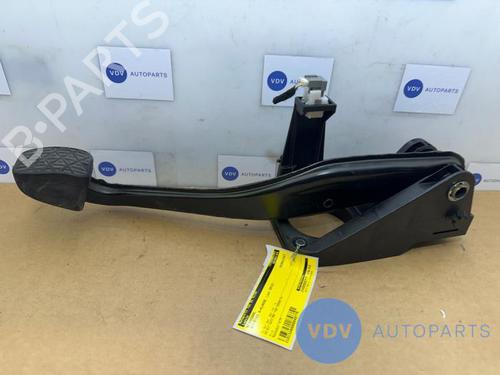 Used Break pedal MERCEDES-BENZ A-CLASS (W176) A 180 CDI / d (176.012) (109 hp) 25959897