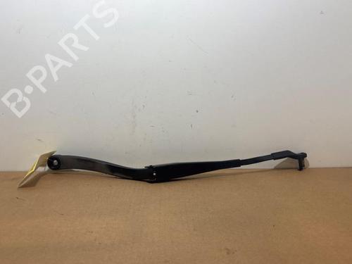 front-windshield-wiper-arm-mercedes-benz-e-class-w212-2009-2010-2011-2012-2013-2014-2015-2016-38827683 main image