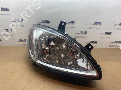 Faro destro MERCEDES-BENZ VITO / MIXTO Van (W639) 115 CDI (639.601, 639.603, 639.605) (150 hp) 30557243