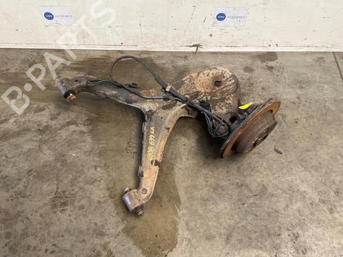 left-rear-steering-knuckle-mercedes-benz-vito-bus-w639-2003-38829243 main image