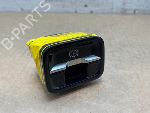 hand-brake-mercedes-benz-s-class-v223-2020-38835539 main image
