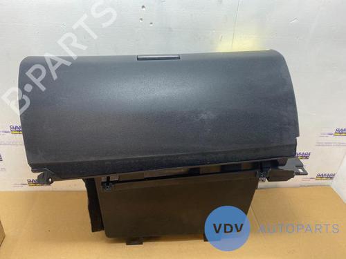 Used Glove box MERCEDES-BENZ A-CLASS (W169) A 180 CDI (169.007, 169.307) (109 hp) 25952025