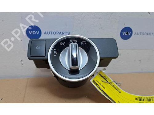 Mando luces Mando luces MERCEDES-BENZ B-CLASS Sports Tourer (W246, W242) B 180 CDI (246.200) (109 hp) 38840677 38840677