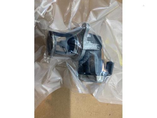 Used Egr Egr MERCEDES-BENZ C-CLASS (W203) C 200 CDI (203.007) (122 hp) 38852931 38852931